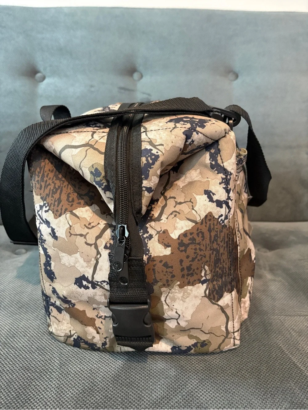 Buc-eesCamouflage 24-Can Cooler Tote